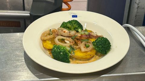 El plato que se sirve en el Parlamento Europeo bajo el nombre de �pulpo � feira�