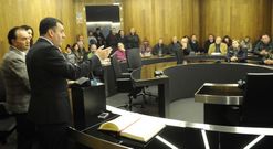 Corporaci�n y funcionarios de Lal�n despidieron a Rodr�guez como edil y le recibieron como conselleiro.