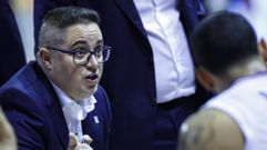 Diego Epifanio, Epi, entrenador del Obradoiro en el partido de Cartagena