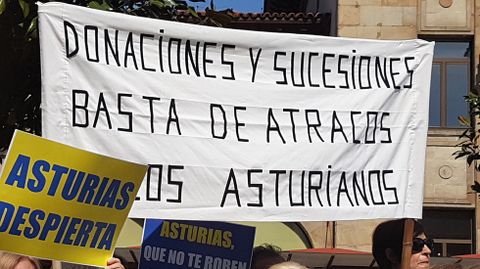 Manifestaci�n contra el impuesto de sucesiones.Manifestaci�n contra el impuesto de sucesiones
