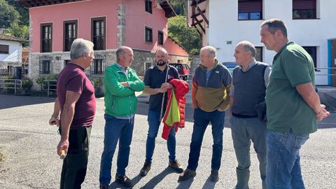 Luis Venta visitala feria ganadera de San Miguel en Santilln