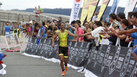 Prueba de H�rcules XTRM en la playa de San Amaro y Adormideras