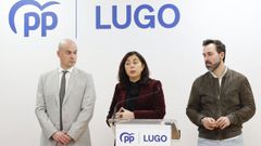 Elena Candia compareci en la sede del PP junto a Javier Vzquez Nodal y Antonio Ameijide
