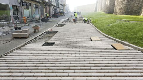 La parte mixta del paseo va tomando forma