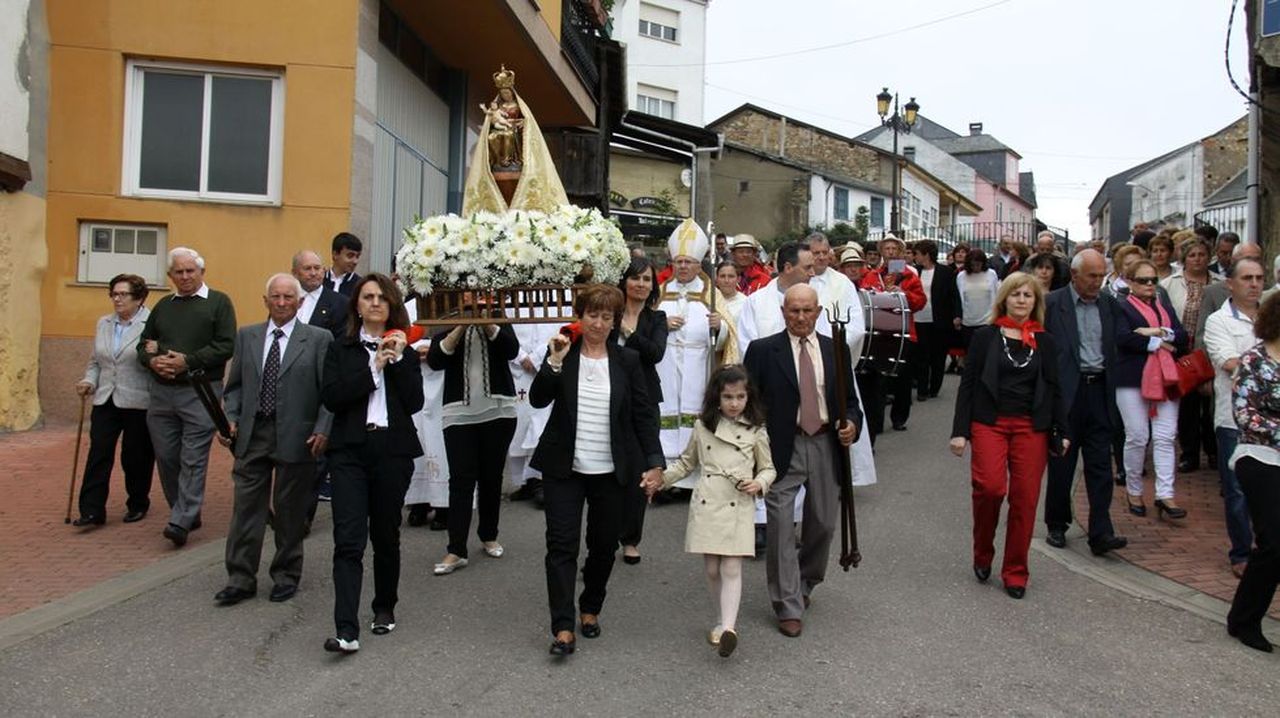 La Ascensión convierte Rubiá en el epicentro festivo de Valdeorras