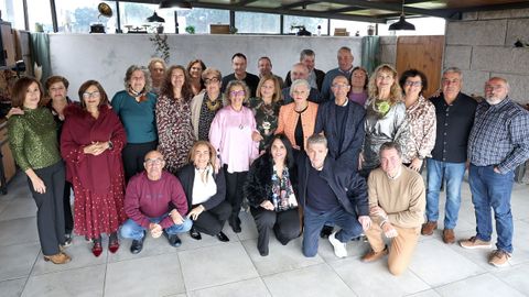 Los antiguos alumnos de primero de BUP en el curso 1977-1978 comieron juntos en Casa Vilas.