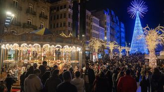 El carrusel de la Porta do Sol es de los pocos que contin�a este a�o 2025
