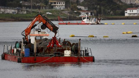 Dragado en la ra coruesa de O Burgo a principios del 2024