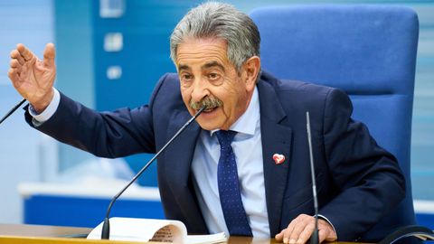 Revilla asegura que tiene �la conciencia tranquila� tras ser demandado por Juan Carlos I