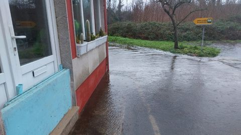 Situaci�n complicada por el agua en Lamas, en Extramundi, en Padr�n