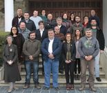 Foto de familia de la candidatura nacionalista de A Laracha.
