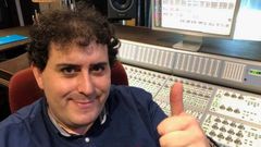 Piqu�n, durante la grabaci�n de su tercer disco autoeditado, �Mientras el tiempo se va�, lanzado el 22 de julio