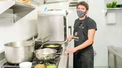 Nacho Rodr�guez, Due�o del Restaurante A Barbecho