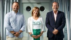 Juan Meijide, director general de Insertega; Mara Jos Echevarra, directora xerald e Calidade Ambiental e Sostenibilidade; y Javier Domnguez, presidente de Sogama