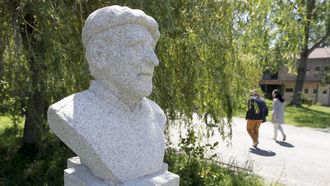 Exterior del IES Moncho Valcarce, en As Pontes