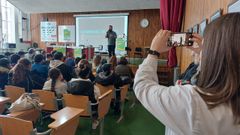 La jornada se cerr� con una intervenci�n del inform�tico monfortino Brais Moure, desarrollador de aplicaciones m�viles y responsable de un canal de YouTube