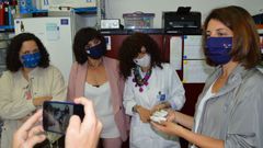 La conselleira (primera por la derecha) destac� el trabajo del centro de O Veral 