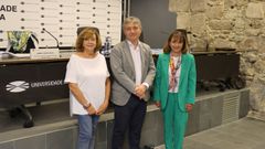 En el acto participaron el rector de la UDC, Ricardo Cao; la directora del Instituto Universitario de Estudios Martimos, Isabel Nuevo Corti; y la codirectora de la publicacin, Mara Jos Rodrguez Docampo.