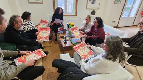 Presentaci�n del espect�culo de la banda y alumnado del IES de Cacheiras