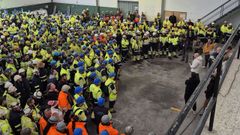 Asamblea de trabajadores de las auxiliares en Navantia