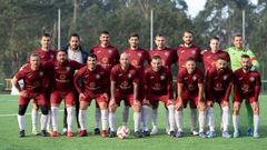 Equipo del Atl�tico Carballo que se midi� en la final de este domingo al San Rom�n de A Laracha.