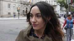 Judith G�mez. Pluriempleada. 25 a�os. Vive en el centro de Ourense. Tiene claro qu� papeleta escoger�, pese a pensar que �lo �nico que les interesa a los pol�ticos es llegar al puestito�. Aunque no conf�a en lo que har�n al gobernar, no dejar� de ir a votar el domingo.