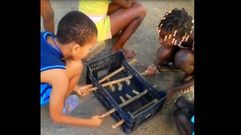 Un futbol�n artesanal