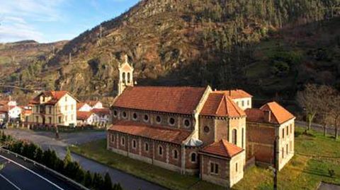 Poblado minero de Bustiello (Mieres).Poblado minero de Bustiello (Mieres)