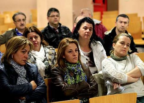 <span lang= es-es >La CIG se personar en el concurso</span>. La asamblea de trabajadores de afiliados al sindicato decidi ayer nombrar un procurador para seguir directamente el proceso. No descartan movilizaciones.