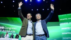 Juanma Moreno y Alberto Nez Feijoo en el congreso andaluz del PP.