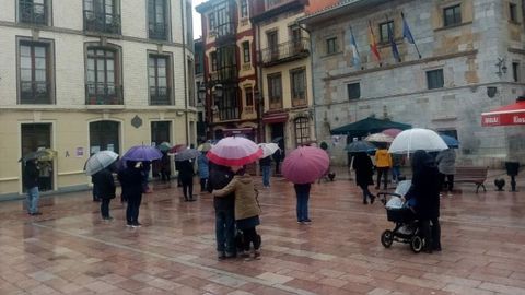 Concentraci�n feminista en Ribadesella