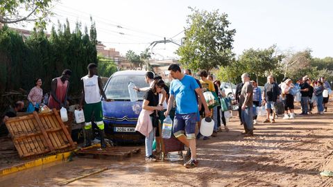 Vecinos recorren kilmetros en busca de agua potable