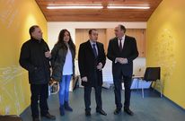 Justo Cortizo, Carmen Lois, Antonio Fern�ndez e Anxo Angueira, na sala que se vai acondicionar.<span lang= es-es > </span>