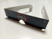 Los farmac&eacute;uticos recomiendan comprar gafas homologadas para ver el eclipse.