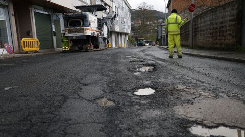 La calle Ram�n Puga qued� cortada este jueves tambi�n.