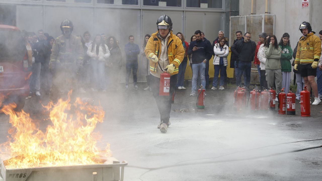 El salón Previsel de Ourense: de talleres con extintores a un simulacro de «tirador activo»
