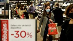 Rebajas de enero en El Corte Ingl�s y tiendas del centro de Vigo