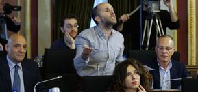 El portavoz de DO, justo en el momento en el que el alcalde le retir� la palabra, motivo por el que decidi� abandonar el pleno. 