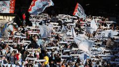 La grada de animaci�n de Bala�dos, de nuevo a rebosar en el Celta-Athletic.