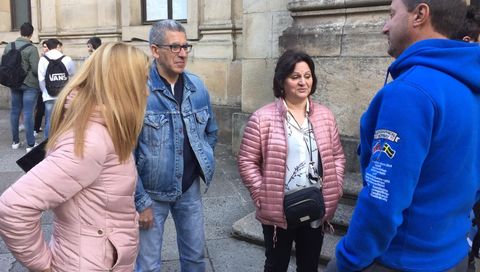 Merchi, de Caldas de Reis, tiene hoy su primera experiencia con la selectividad. No la hace ella, sino su hija, Marta