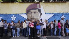 Venezuela vota de forma masiva contra Maduro
