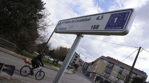 Las se�ales est�n identificadas con el n�mero uno al ser la ruta Eurovelo 1.