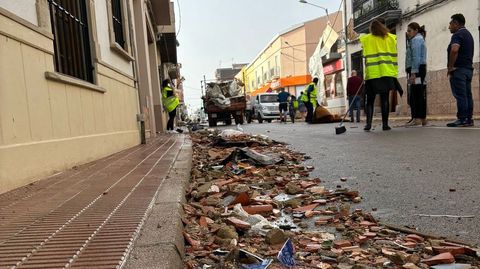 Los vecinos han asumido la limpieza de Alginet.