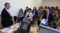 Luis Menor hizo entrega de los dispositivos