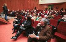 Sestayo dirigi�ndose a la asamblea al inicio del encuentro celebrado en el Carballo Calero. 