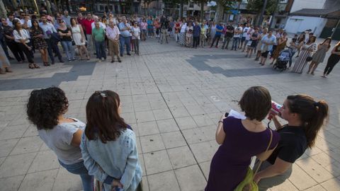 Carballo. Concentraci�n convocada por el Circulo Feminista