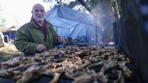 Los vecinos de Ver�n se juntaron para comer en el monte �bedes