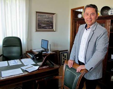P�rez sostiene que la prioridad de su gobierno es aprobar el plan urban�stico de O Grove.