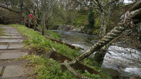 Chequeo en el paseo boirense del rio Coroo 