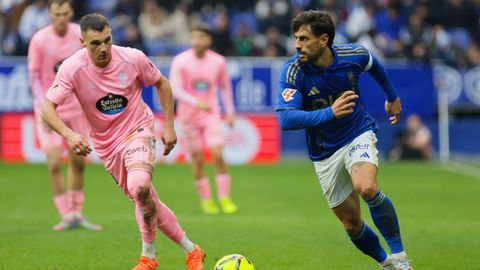 El canterano del Celta David Costas visita Bala�dos por primera vez con el Oviedo.